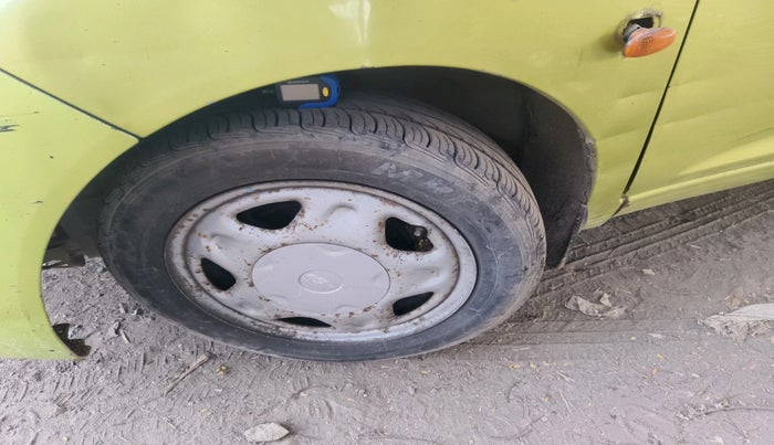 2011 Chevrolet Beat LS PETROL, Petrol, Manual, 20,316 km, tyre