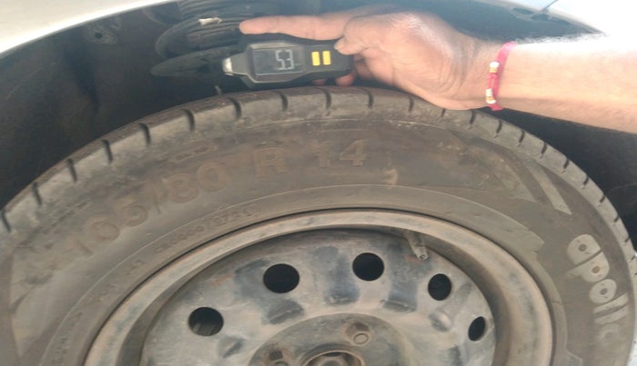 2021 Maruti Dzire VXI, Petrol, Manual, 1,35,071 km, tyre