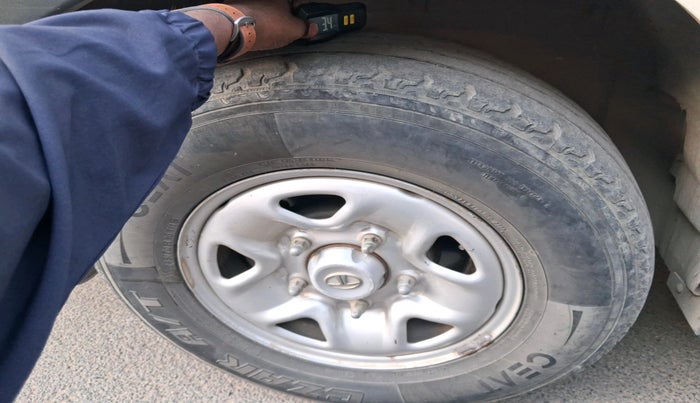 2017 Tata Hexa XM 4X2 7 STR, Diesel, Manual, 67,963 km, tyre