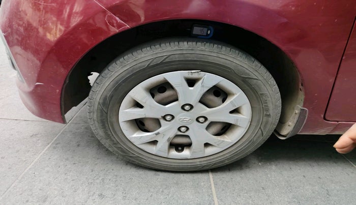 2016 Hyundai Grand i10 MAGNA 1.2 KAPPA VTVT, Petrol, Manual, 63,820 km, tyre