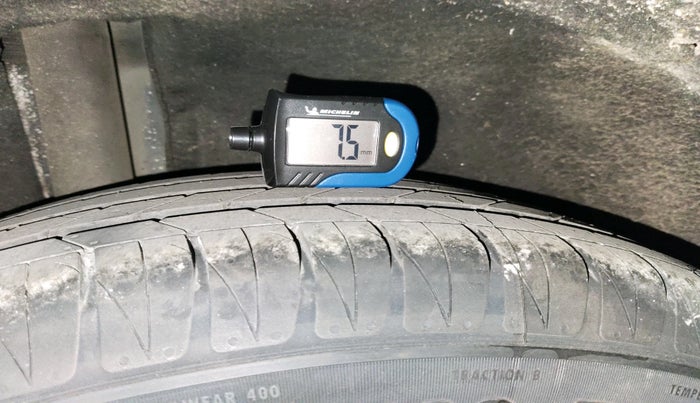 2019 Maruti Vitara Brezza ZDI, Diesel, Manual, 73,095 km, tyre