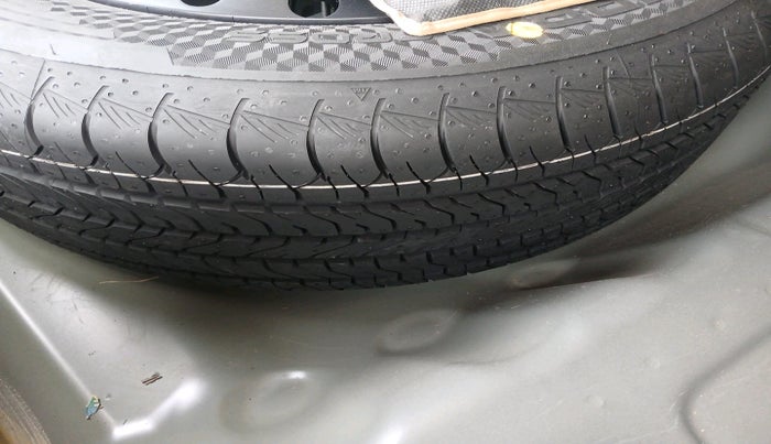 2022 Toyota URBAN CRUISER HYRYDER V NEO DRIVE, Petrol, Manual, 23,433 km, tyre