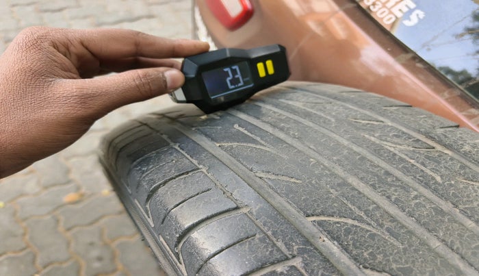 2019 Ford Ecosport TITANIUM 1.5L DIESEL, Diesel, Manual, 1,43,457 km, tyre