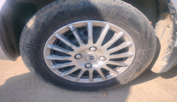 2011 Maruti Swift Dzire VDI, Diesel, Manual, 1,80,781 km, tyre