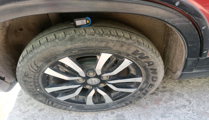 2017 Maruti Vitara Brezza VDI, Diesel, Manual, 89,089 km, tyre