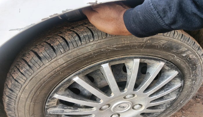 2017 Maruti Ertiga VDI SHVS, Diesel, Manual, 61,912 km, tyre