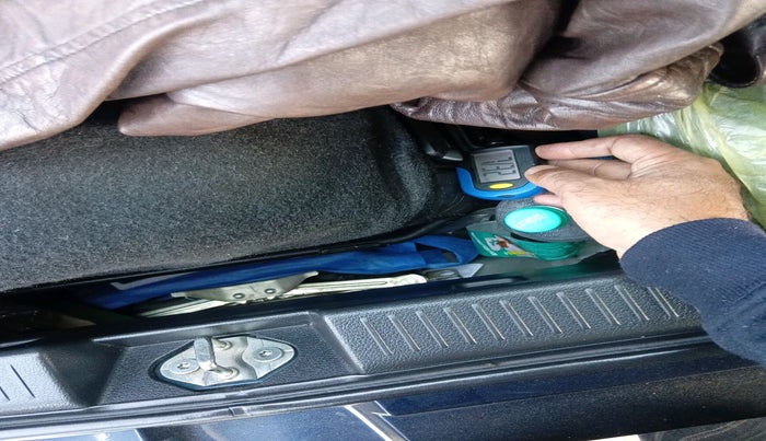 2023 Maruti Baleno  ZETA CNG 1.2L, Petrol, Manual, 1,06,809 km, tyre