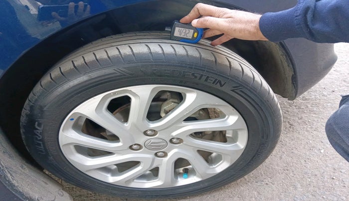 2023 Maruti Baleno  ZETA CNG 1.2L, Petrol, Manual, 1,06,809 km, tyre