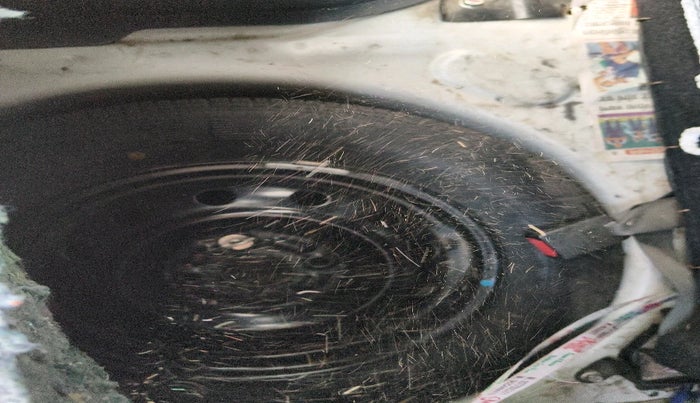 2016 Maruti Ritz VDI, Diesel, Manual, 68,660 km, tyre