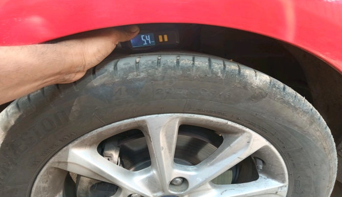 2018 Ford Ecosport TITANIUM 1.5L DIESEL, Diesel, Manual, 1,20,270 km, tyre