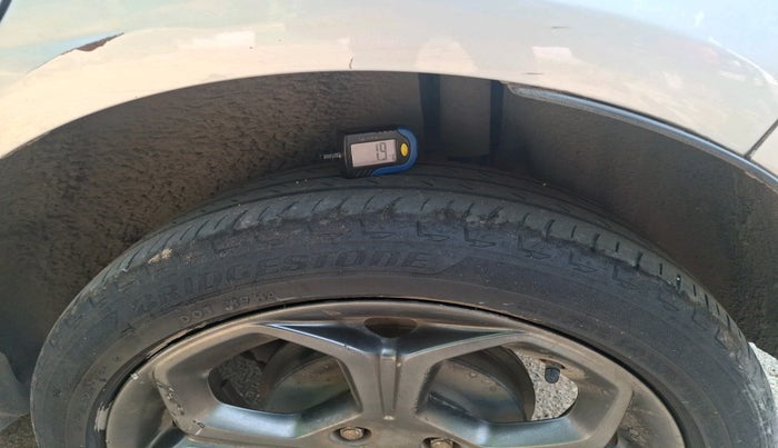 2018 Ford Ecosport TITANIUM 1.0L ECOBOOST SPORTS(SUNROOF), Petrol, Manual, 49,205 km, tyre