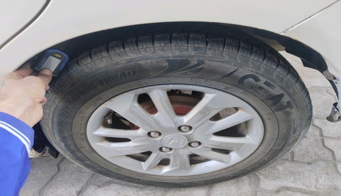 2014 Honda Amaze 1.5L I-DTEC S, Diesel, Manual, 94,973 km, tyre