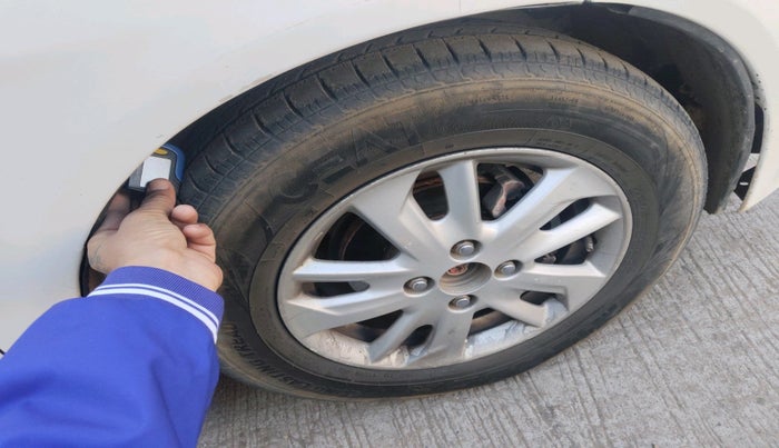 2014 Honda Amaze 1.5L I-DTEC S, Diesel, Manual, 94,973 km, tyre