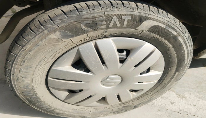 2022 Maruti Alto VXI, Petrol, Manual, 22,676 km, tyre