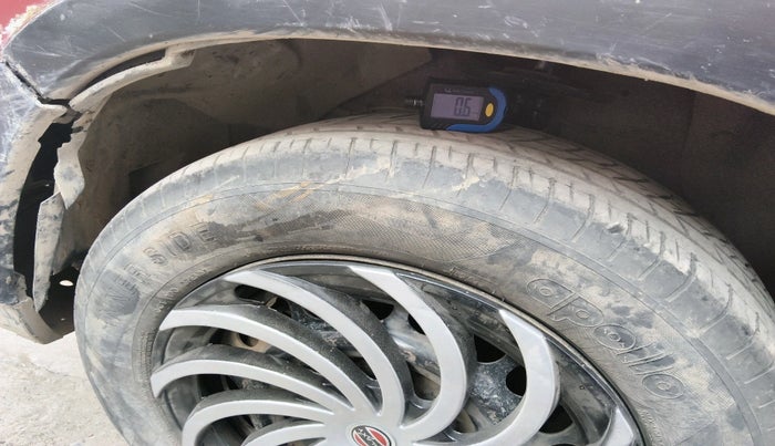 2019 Maruti Vitara Brezza VDI, Diesel, Manual, 1,00,187 km, tyre