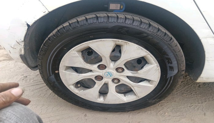 2017 Hyundai Grand i10 SPORTZ U2 1.2 CRDI, Diesel, Manual, 90,159 km, tyre