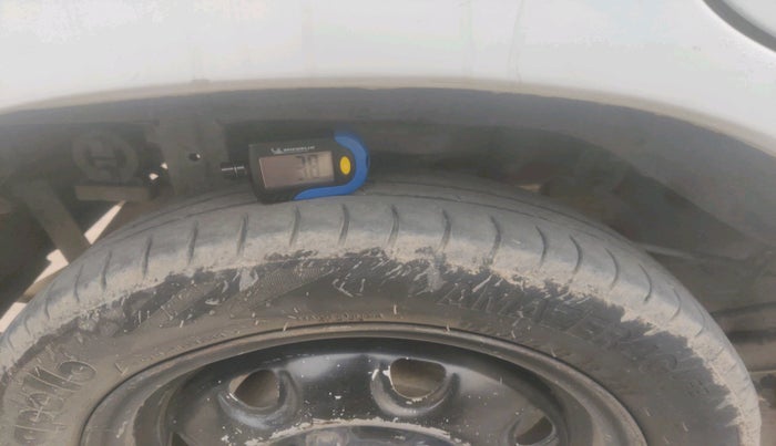 2011 Maruti Alto K10 LXI, Petrol, Manual, 1,19,555 km, tyre