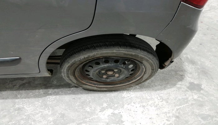 2016 Maruti Wagon R 1.0 VXI, Petrol, Manual, 50,385 km, tyre