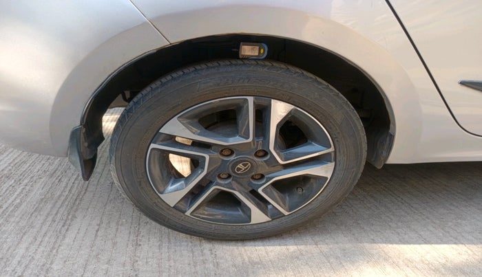 2018 Tata TIGOR XZA PETROL, Petrol, Automatic, 50,818 km, tyre
