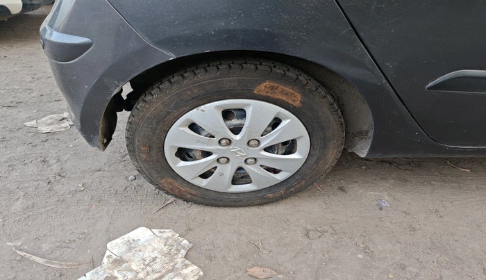 2012 Hyundai i10 MAGNA 1.1, Petrol, Manual, 31,572 km, tyre