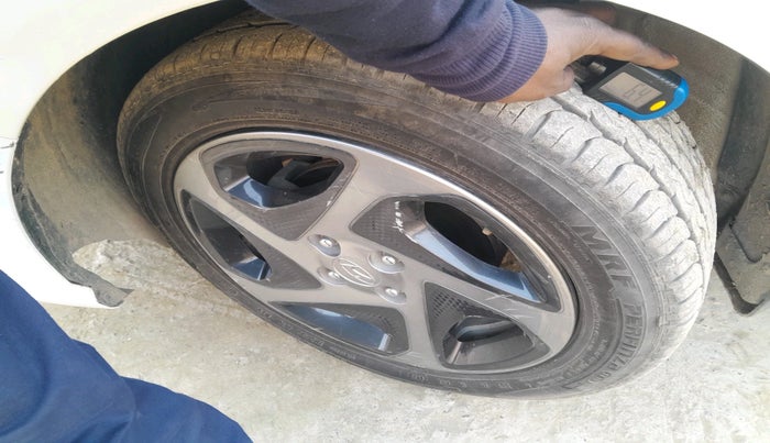 2021 Hyundai Verna S PLUS 1.5 VTVT, Petrol, Manual, 69,299 km, tyre