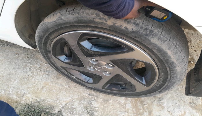 2021 Hyundai Verna S PLUS 1.5 VTVT, Petrol, Manual, 69,299 km, tyre