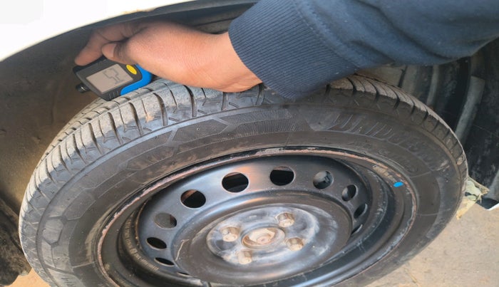 2018 Maruti Wagon R 1.0 VXI (O) AMT, Petrol, Automatic, 52,640 km, tyre