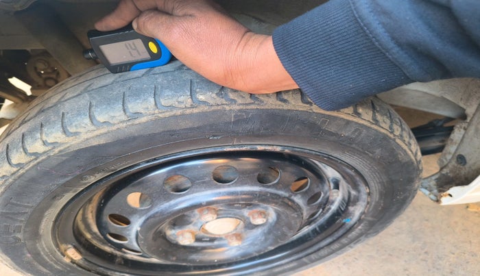 2018 Maruti Wagon R 1.0 VXI (O) AMT, Petrol, Automatic, 52,640 km, tyre