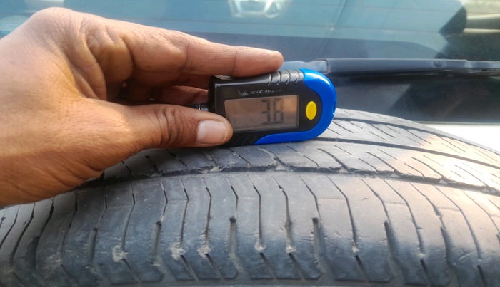 2016 Ford Ecosport TREND 1.5L DIESEL, Diesel, Manual, 1,94,617 km, tyre