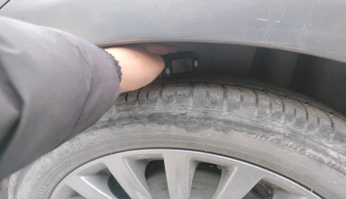 2017 Maruti Ciaz ALPHA 1.4 PETROL, Petrol, Manual, 67,273 km, tyre