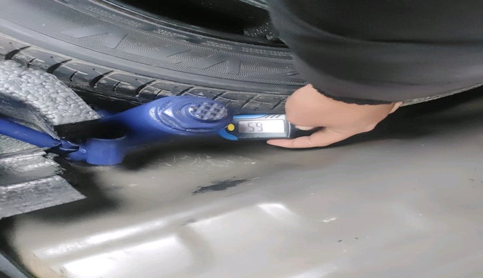 2017 Maruti Ciaz ALPHA 1.4 PETROL, Petrol, Manual, 67,273 km, tyre