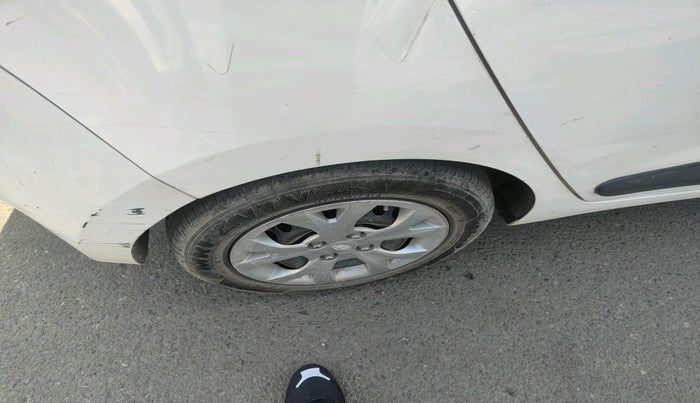 2014 Hyundai Grand i10 MAGNA 1.1 CRDI, Diesel, Manual, 1,22,180 km, tyre