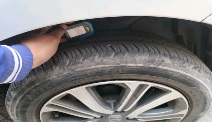 2022 Honda Amaze 1.2L I-VTEC VX, Petrol, Manual, 22,713 km, tyre