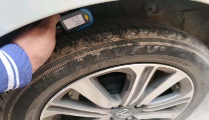 2022 Honda Amaze 1.2L I-VTEC VX, Petrol, Manual, 22,713 km, tyre