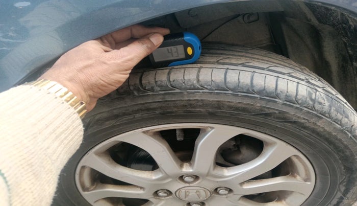 2016 Honda Amaze 1.2L I-VTEC VX, Petrol, Manual, 64,636 km, tyre