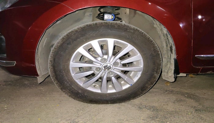 2019 Maruti Dzire VDI, Diesel, Manual, 1,35,804 km, tyre