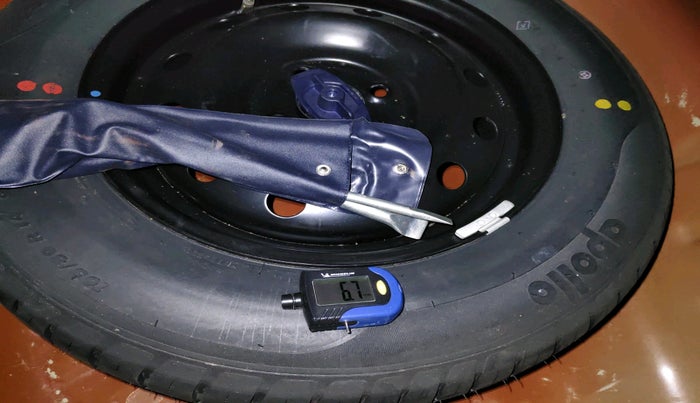 2019 Maruti Dzire VDI, Diesel, Manual, 1,35,804 km, tyre