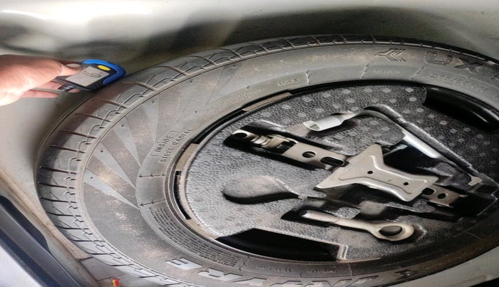 2018 Maruti S Cross ZETA 1.3, Diesel, Manual, 2,38,603 km, tyre