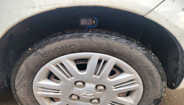 2010 Hyundai Santro Xing GLS, Petrol, Manual, 92,096 km, tyre