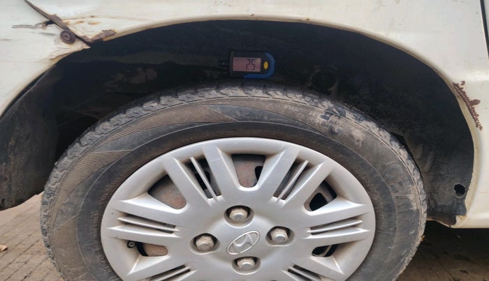 2010 Hyundai Santro Xing GLS, Petrol, Manual, 92,096 km, tyre