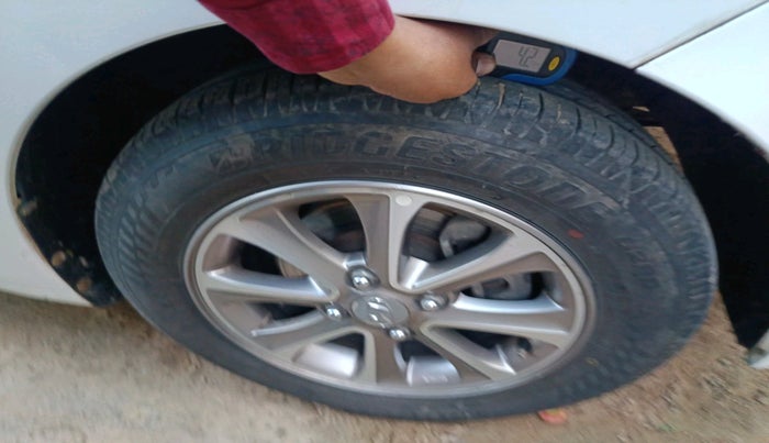 2016 Hyundai Grand i10 ASTA (O) 1.2 KAPPA VTVT, Petrol, Manual, 53,813 km, tyre