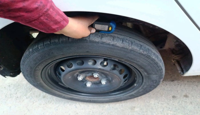 2016 Hyundai Grand i10 ASTA (O) 1.2 KAPPA VTVT, Petrol, Manual, 53,813 km, tyre