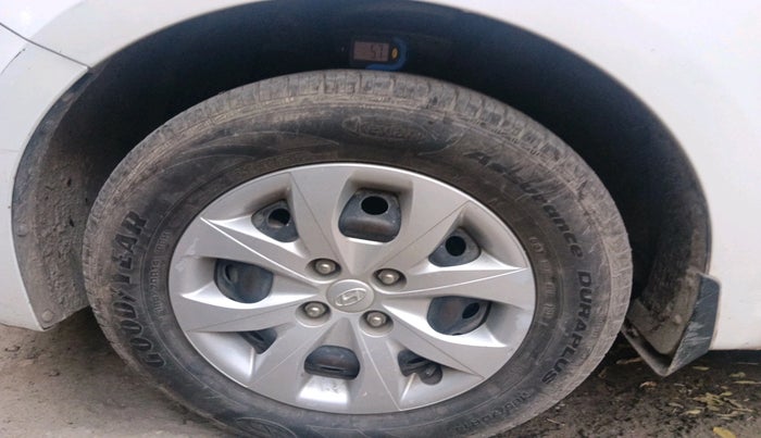 2014 Hyundai Elite i20 SPORTZ 1.2, Petrol, Manual, 1,26,230 km, tyre