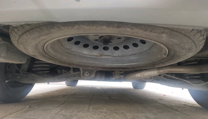 2023 Mahindra XUV700 AX 7 LUXURY D AT 7 STR, Diesel, Automatic, 61,214 km, tyre