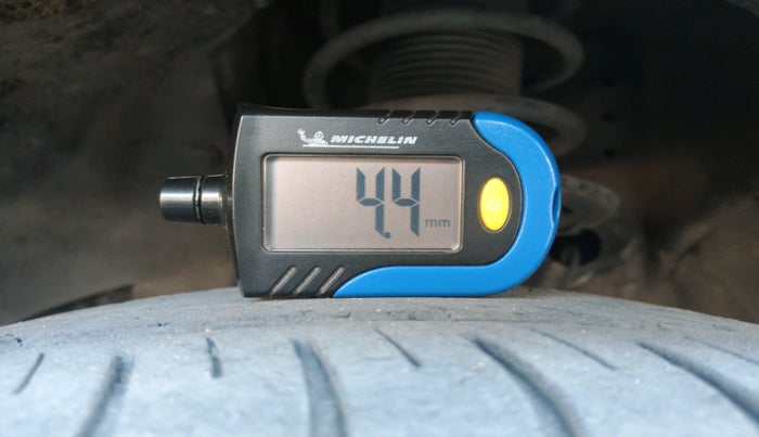 2018 Maruti Swift VXI, Petrol, Manual, 89,001 km, tyre