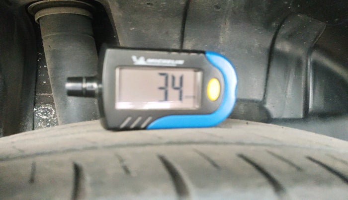 2018 Maruti Swift VXI, Petrol, Manual, 89,001 km, tyre