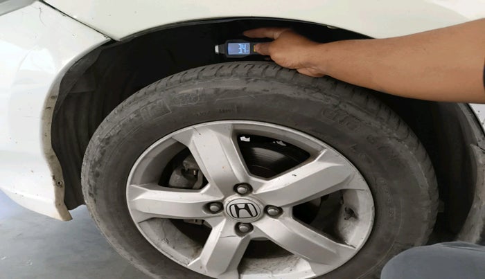 2012 Honda City 1.5L I-VTEC S MT, Petrol, Manual, 1,10,000 km, tyre