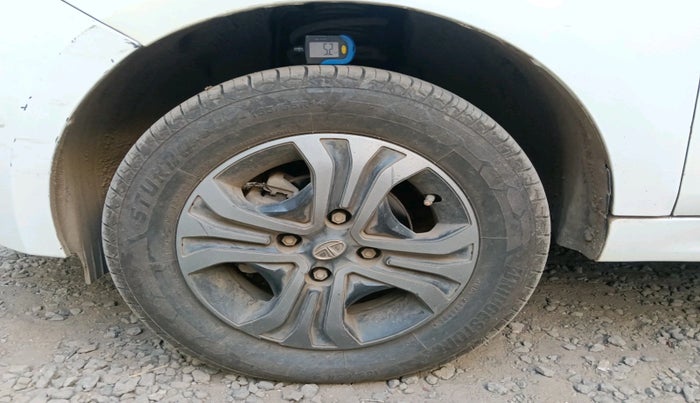 2019 Tata Tiago XZ PETROL, Petrol, Manual, 43,148 km, tyre