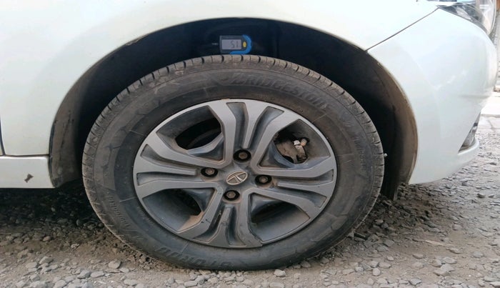 2019 Tata Tiago XZ PETROL, Petrol, Manual, 43,148 km, tyre