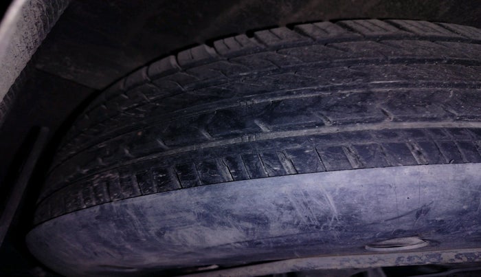 2013 Renault Duster 110 PS RXZ DIESEL, Diesel, Manual, 1,39,371 km, tyre